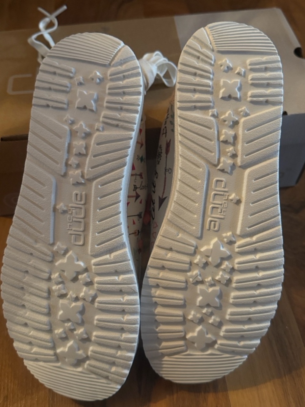 Hey Dude Wendy Doodle Star White Flats - Picture 10 of 14